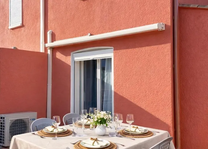 Holiday home Clos Des Pins- Climatisation-parking-draps By Lcg