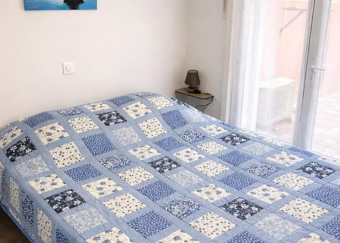Clos Des Pins- Climatisation-parking-draps By Lcg * Груиссан
